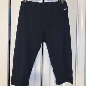 Black Jockey Capri leggings